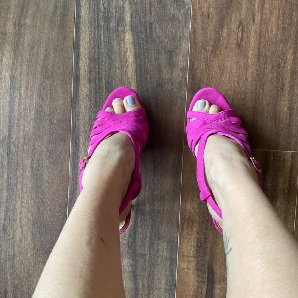 Jessica Simpson Strappy Suede Heels - Picture 2 of 5